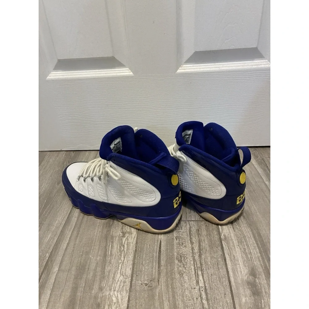 Size 10 - Air Jordan 9 Retro Kobe